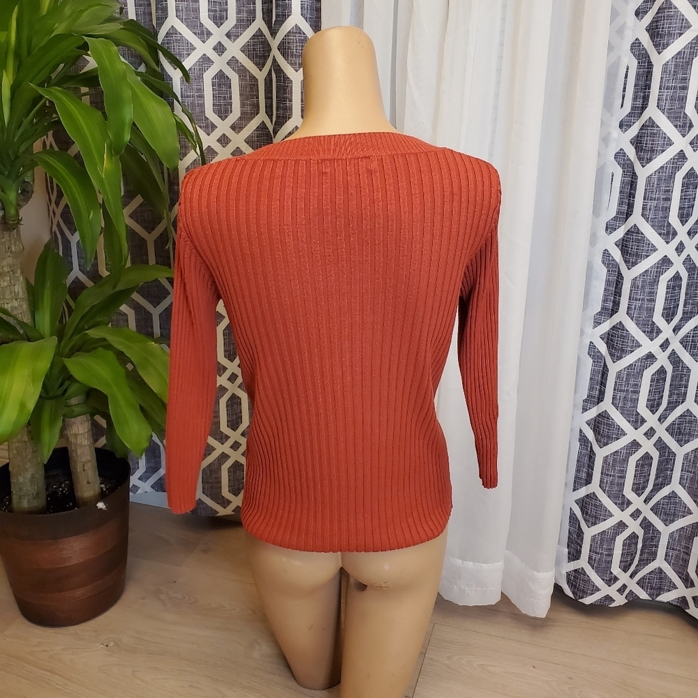 Dressbarn Ribbed Top - Picture 3 of 7